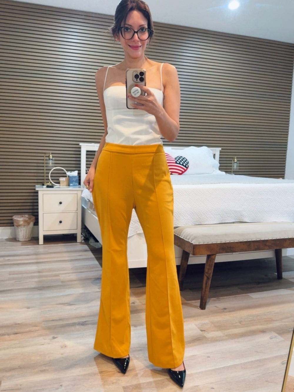 SHEIN Mustard High-Waist Flare Pants